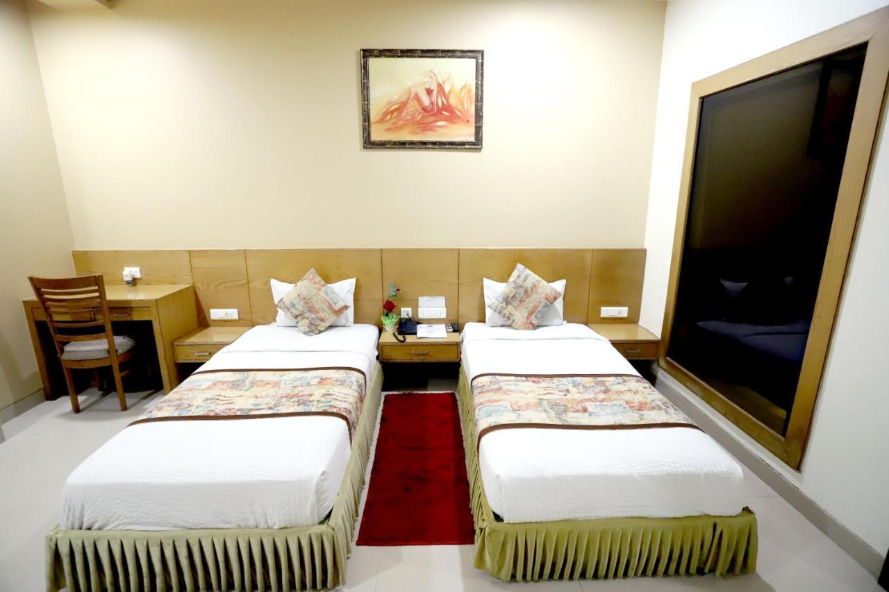 Hotel Blue Pearl Bhopal Exterior photo